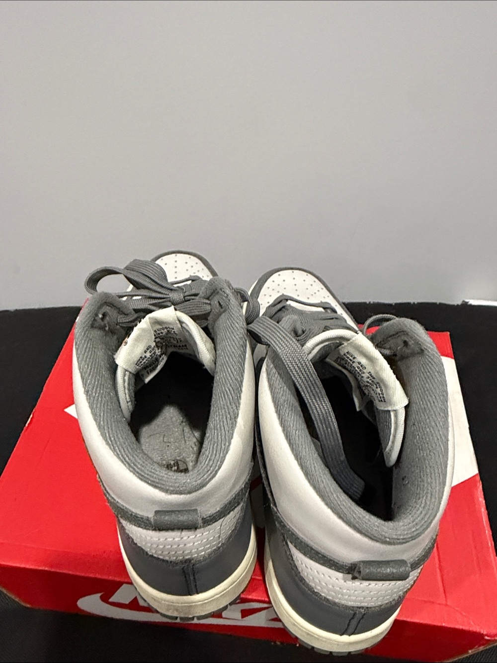 Nike Dunks Kids' High-Top Sneakers in Gray and White - Picture 6 of 6